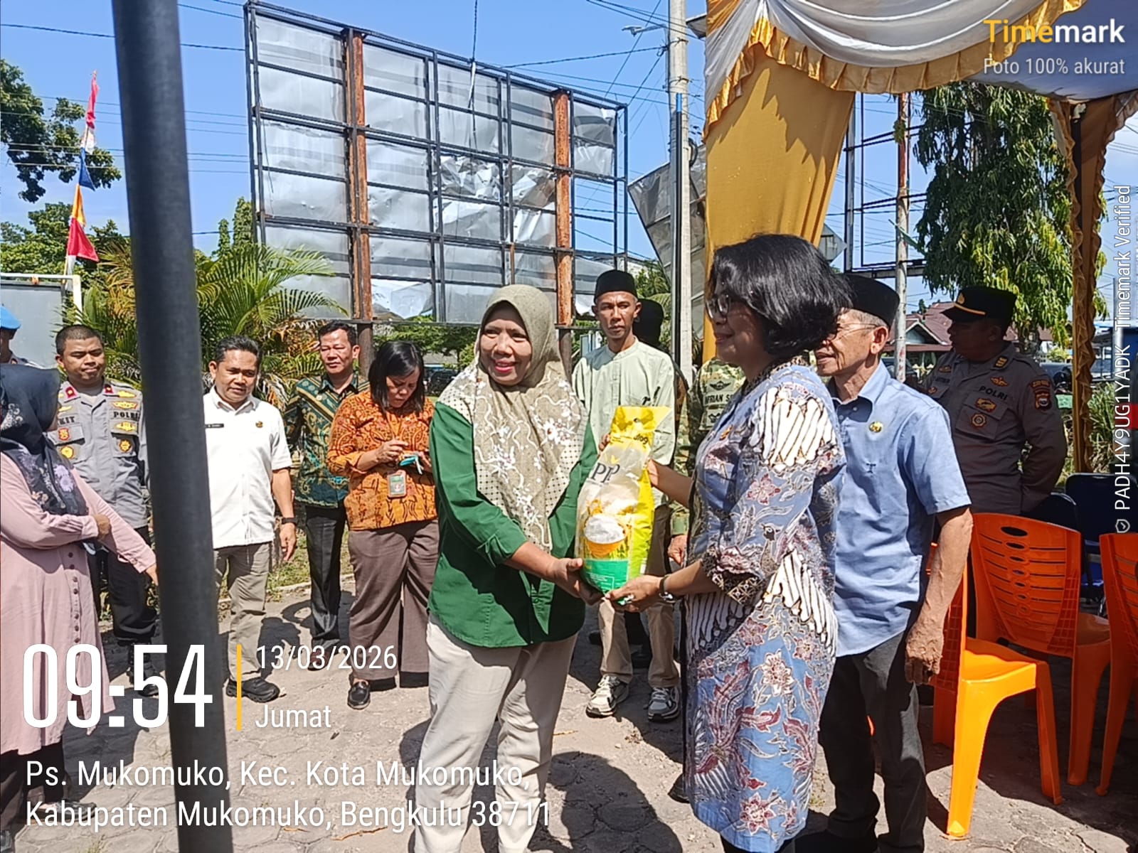 Gerakan Pangan Murah Meriahkan Ramadan, Pemda Mukomuko Bersama Polres Dan Kodim 0428 Hadirkan Pangan Terjangkau Jelang Idulfitri 1447 H